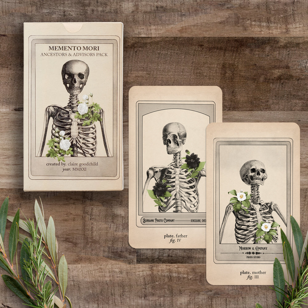 Memento Mori Oracle: Ancestors & Advisors - Black and the Moon
